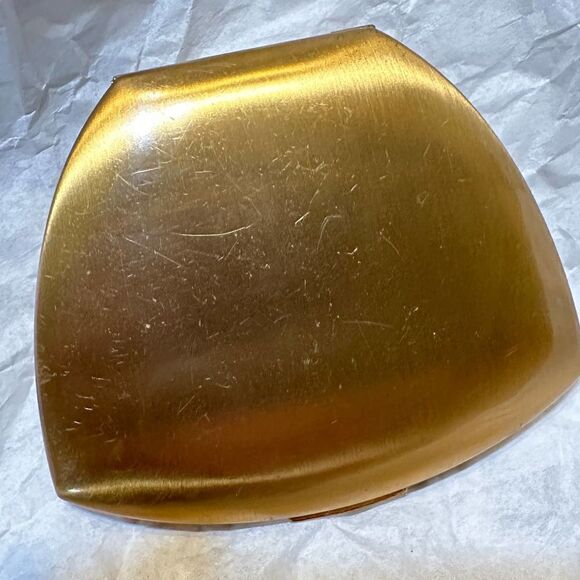 Vintage Elgin American Floral Makeup Compact, 1940's - Picture 5 of 15